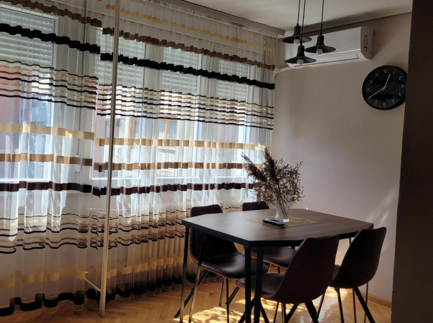 Duka Apartment Ni Buitenkant foto